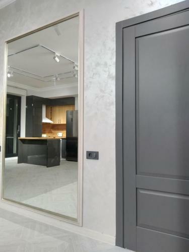Andranik's City Center Apartment