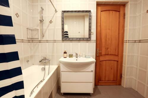 Apartamento Heart Of Opera - Netflix - Balcony - Self Check-in
