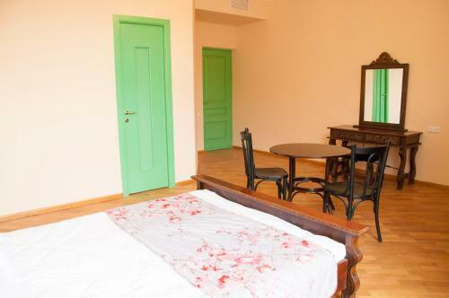 Hostal Chateau Gabriel