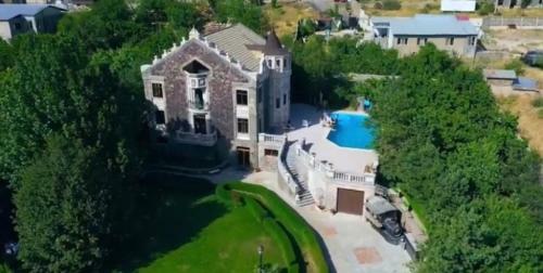 Hostal Chateau Gabriel