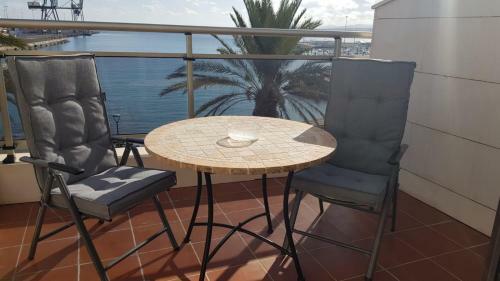 Apartamento �tico La Marina