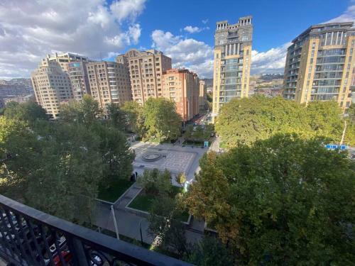 Lovely 2-bedroom Apartment With Fantastic View