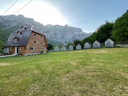 Hostal Bujtina Zemra Tradites