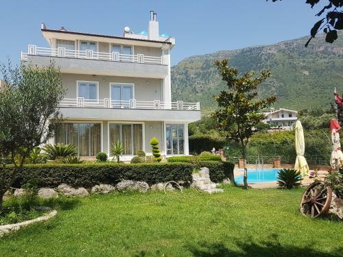 Hostal Vila Elida