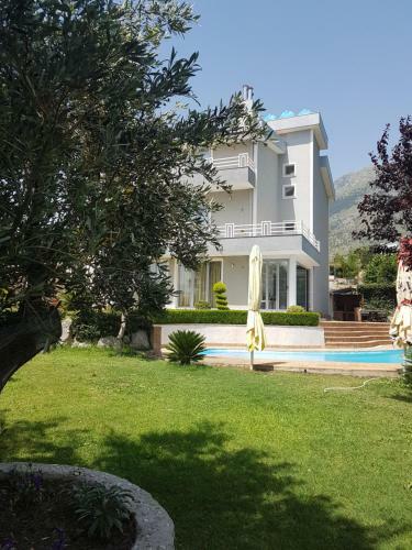 Hostal Vila Elida