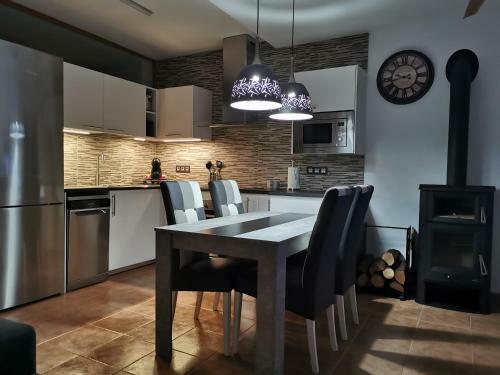 Apartamento Loft Rom�ntic Ca L'enric Viqu�-baix Empord�