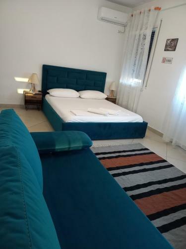 Hostal Guesthouse Bela