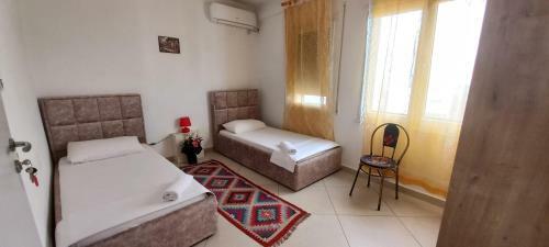 Hostal Guesthouse Bela