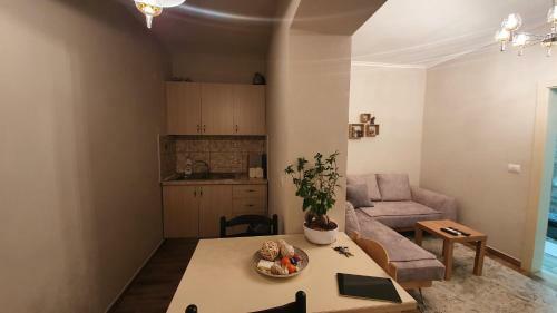 Perfect Apartment (new Bazaar X 6)