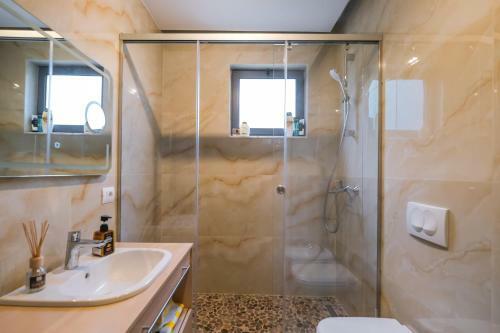 Hostal Friends' Apartment Tirana
