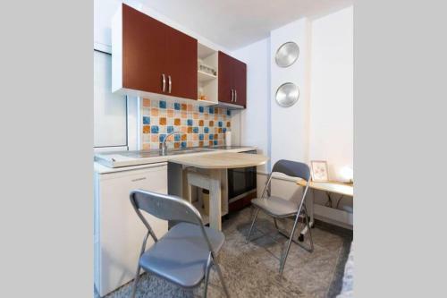 Apartamento 11 Steps From The Center, Lovely Studio