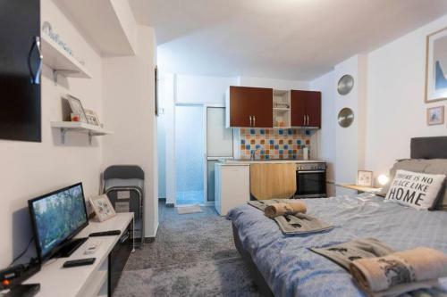 Apartamento 11 Steps From The Center, Lovely Studio