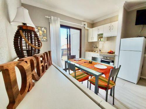 Ocean And Sun Studio Apartment