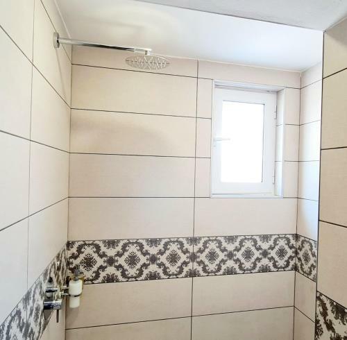 Apartamenti2v1 - 21 Dhjetori