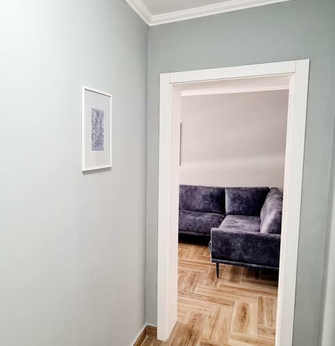 Apartamenti2v1 - 21 Dhjetori