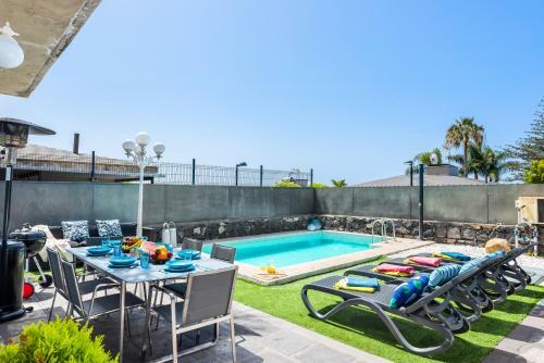 Villa Holiday Home Sara