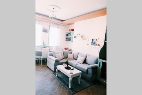 60m2 Luxury Apartment In The Skycraper-brand-new
