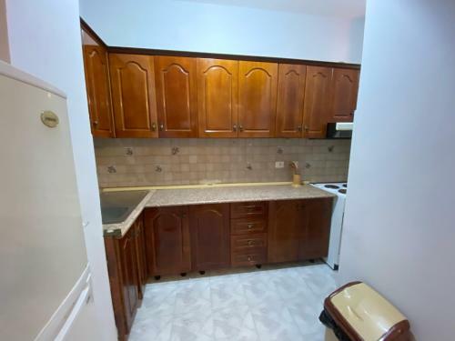 Apartamento Modern And Classic 2-bedroom Unit Apt. In Tirana