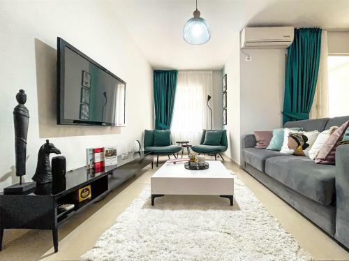 New Bazaar Stylish Apartment In Tirana?s Heart