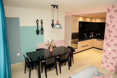 New Bazaar Stylish Apartment In Tirana?s Heart