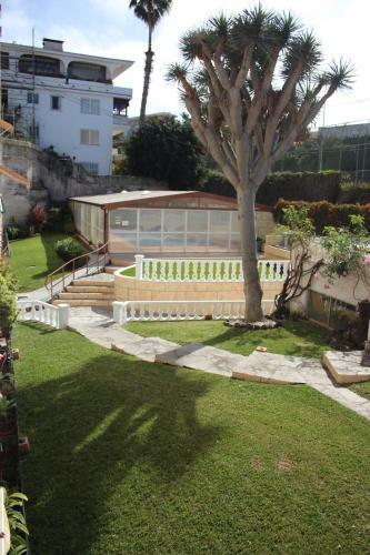 Relajante Apartamento Con Terraza Y Piscina