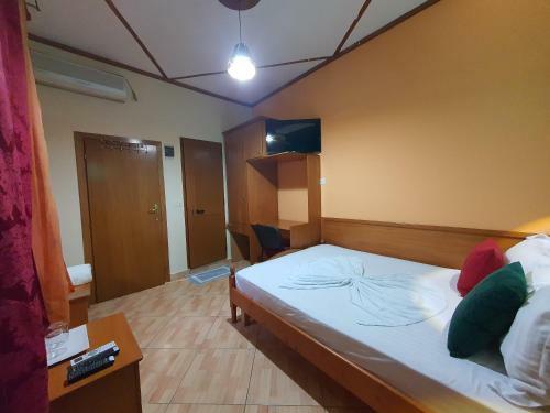My Rooms Hotel