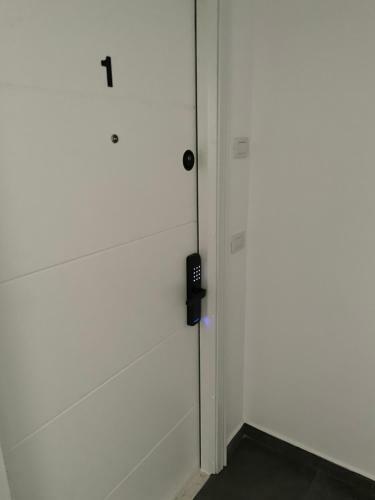 Central Studio Apartment 1, Tirana
