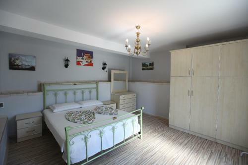 Apartamento Castle Vila Of Tirana