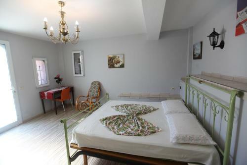 Apartamento Castle Vila Of Tirana