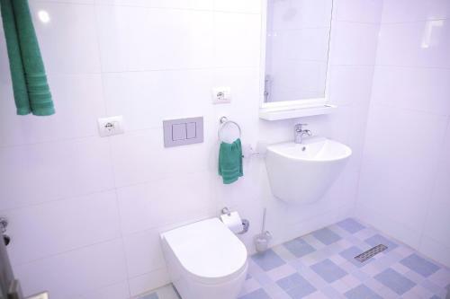 Apartamento Flower Residence Tirana