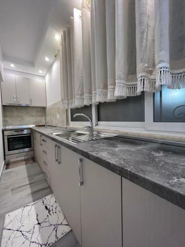 Apartment Tirana On Myslym Shyri