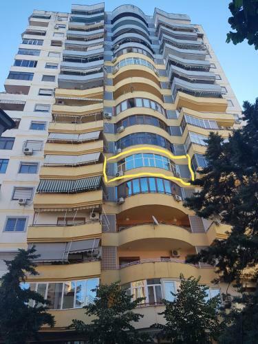 Apartamento Arli's House Between The Centre And New Pazar