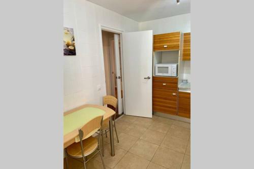 Apartamento Piso C�ntrico Y Amplio En Reus
