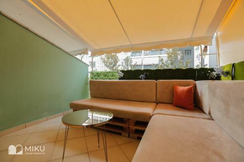Miku Apartment-perfect 1bd At Komuna E Parisit