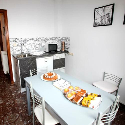 Hostal Pensi�n Como En Casa