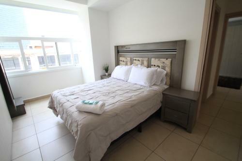 Boutique Apartment Downtown 707 Two Bedrooms