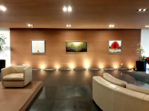 Hostal Room In Residential Wtc