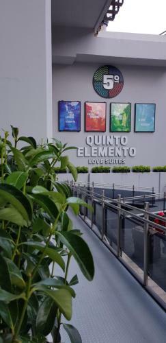 Hotel Quinto Elemento