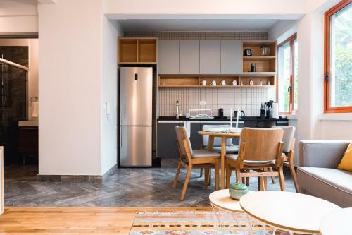 Hip, Modern Tech Condo W Rooftop In La Condesa