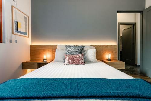 Chic Modern La Condesa Apt In Art Deco Building