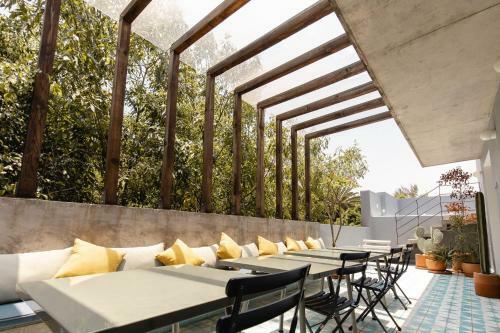 Chic Modern La Condesa Apt In Art Deco Building
