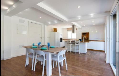 Luxury House, Piscina Y Playa Rv