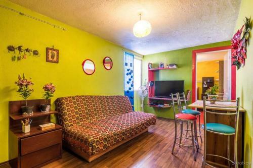 Nice Full Apartment, Downtown On Foot