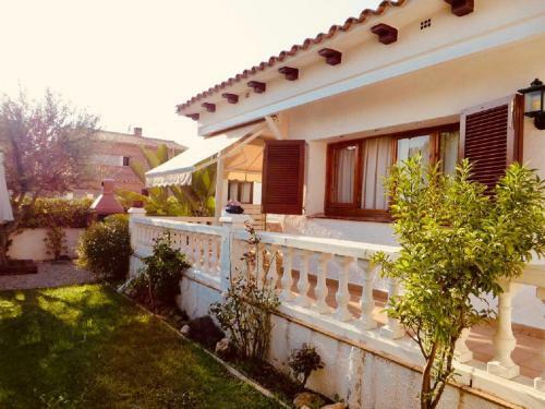 House Near The Sea
