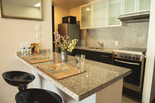 1312 Premier Private Apartment Four Guests Downtown