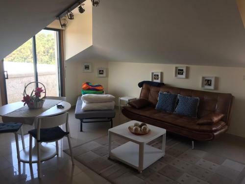 Apartamento �tico Luminoso En O Rosal