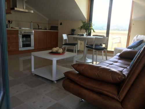 Apartamento �tico Luminoso En O Rosal