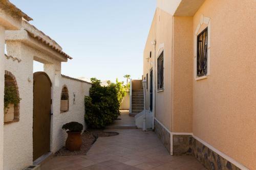 Villa House In Quesada With Swiming Pool