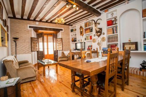 Alojaguay Rueda, Casa Museo R�stica-moderna, M�xima Tranquilidad Con Comodidad