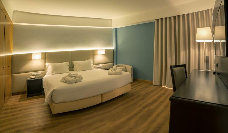 Hotel TRYP Dona Maria